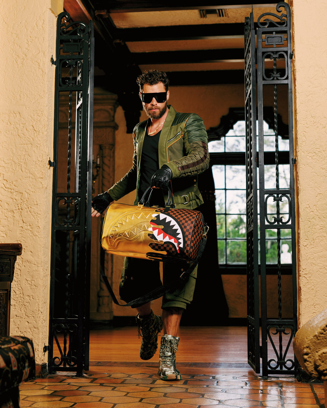 GOLDEN DYNASTY DUFFLE