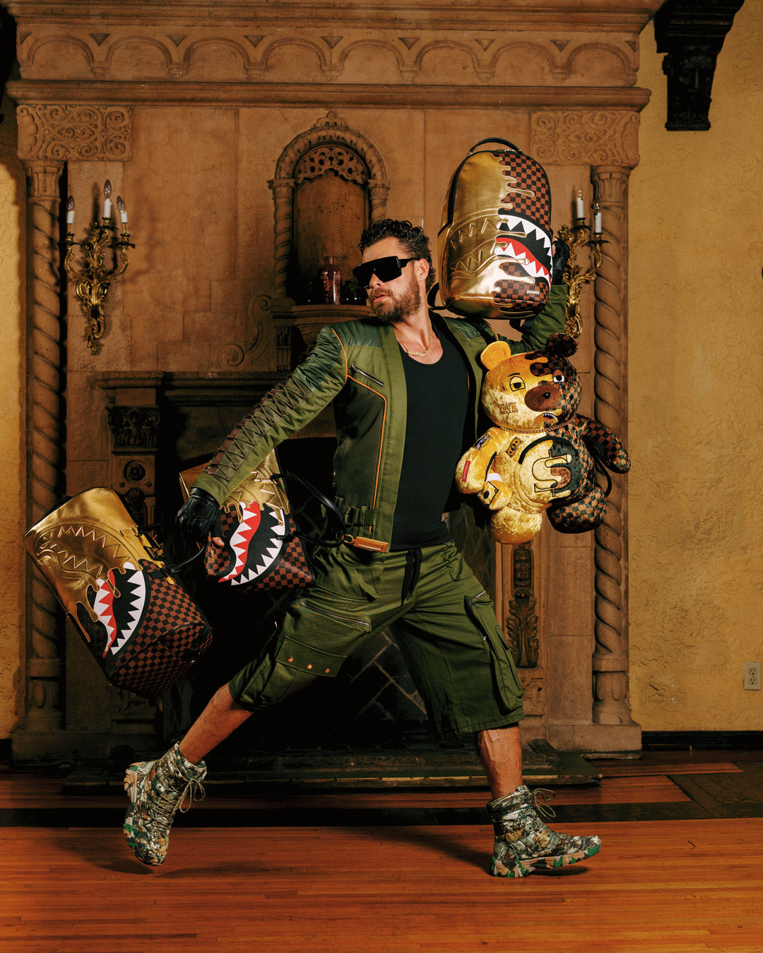 GOLDEN DYNASTY DUFFLE