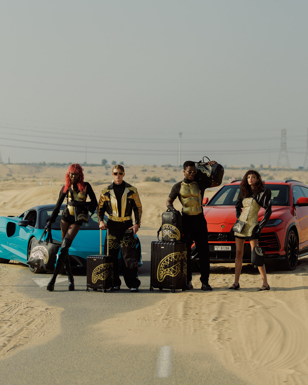 GOLD FANG MESSENGER SLING