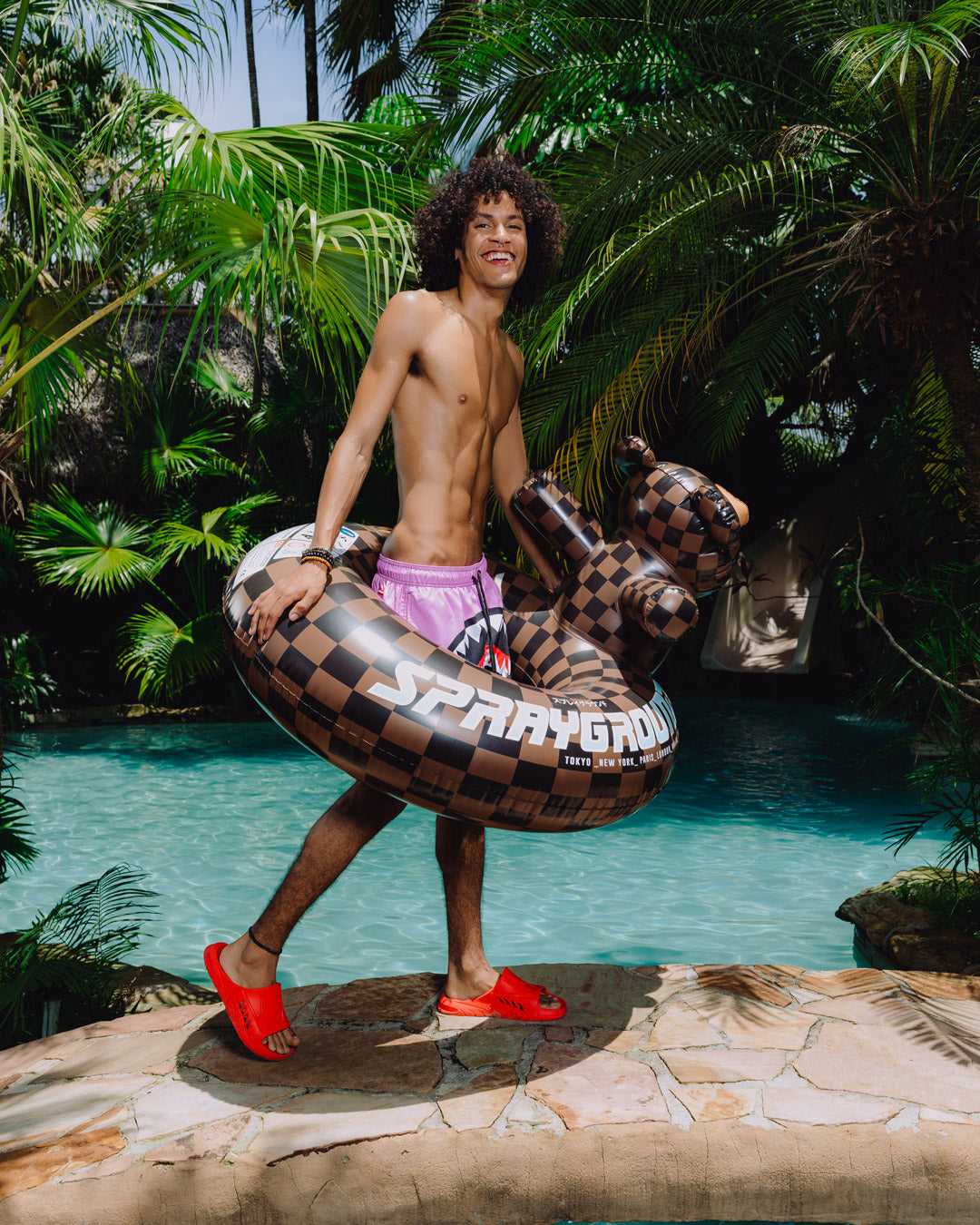 MONEYBEAR - POOL PARTY FLOATY