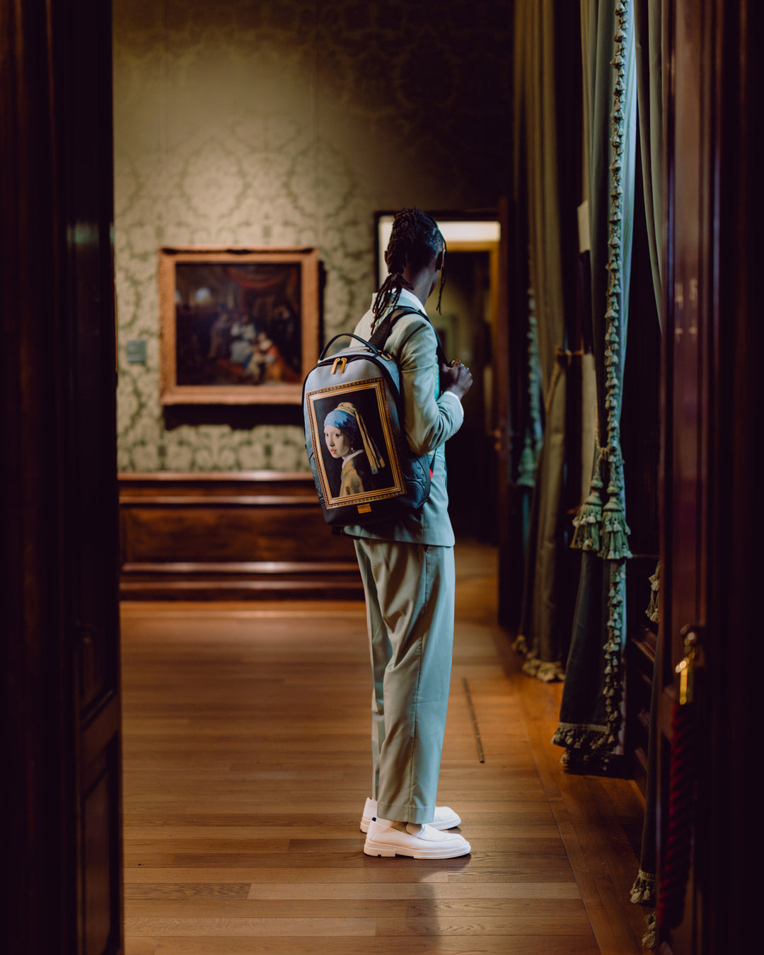 MAURITSHUIS MUSEUM 3D FRAME GIRL WITH A PEARL EARRING COLLAB BACKPACK