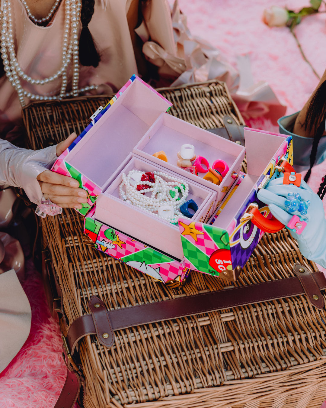 KAWAII CHAOS JEWELRY CASE