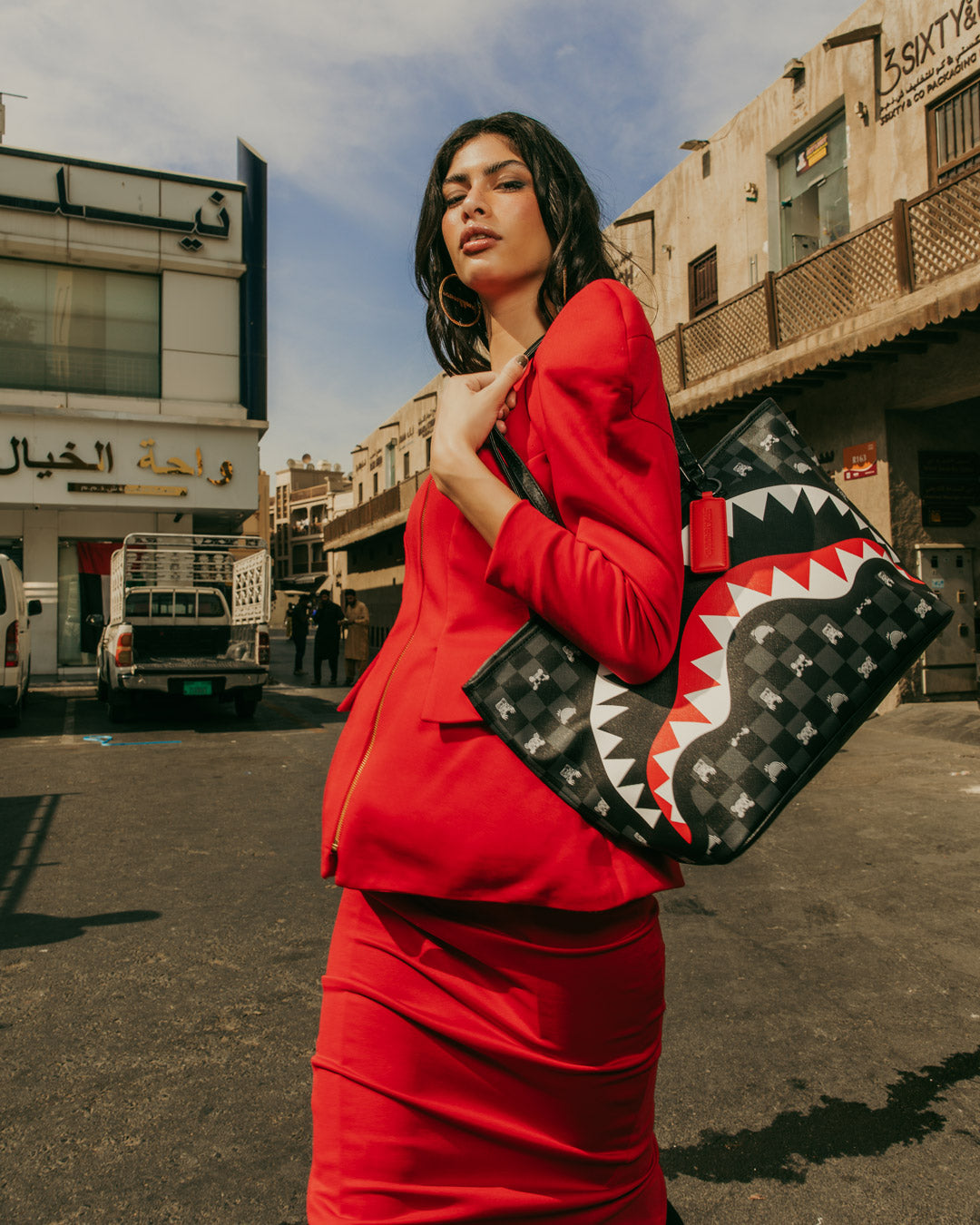 SHARK MOB HIDEOUT TOTE