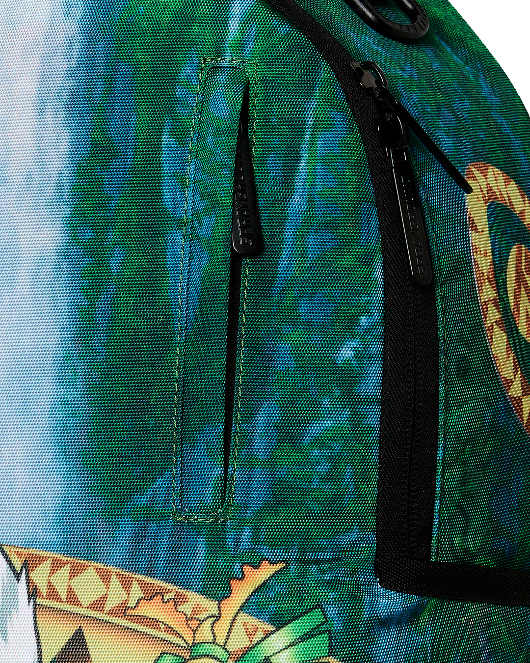 MADAGASCAR OFFICIAL COLLAB - KING CHILLIN BACKPACK