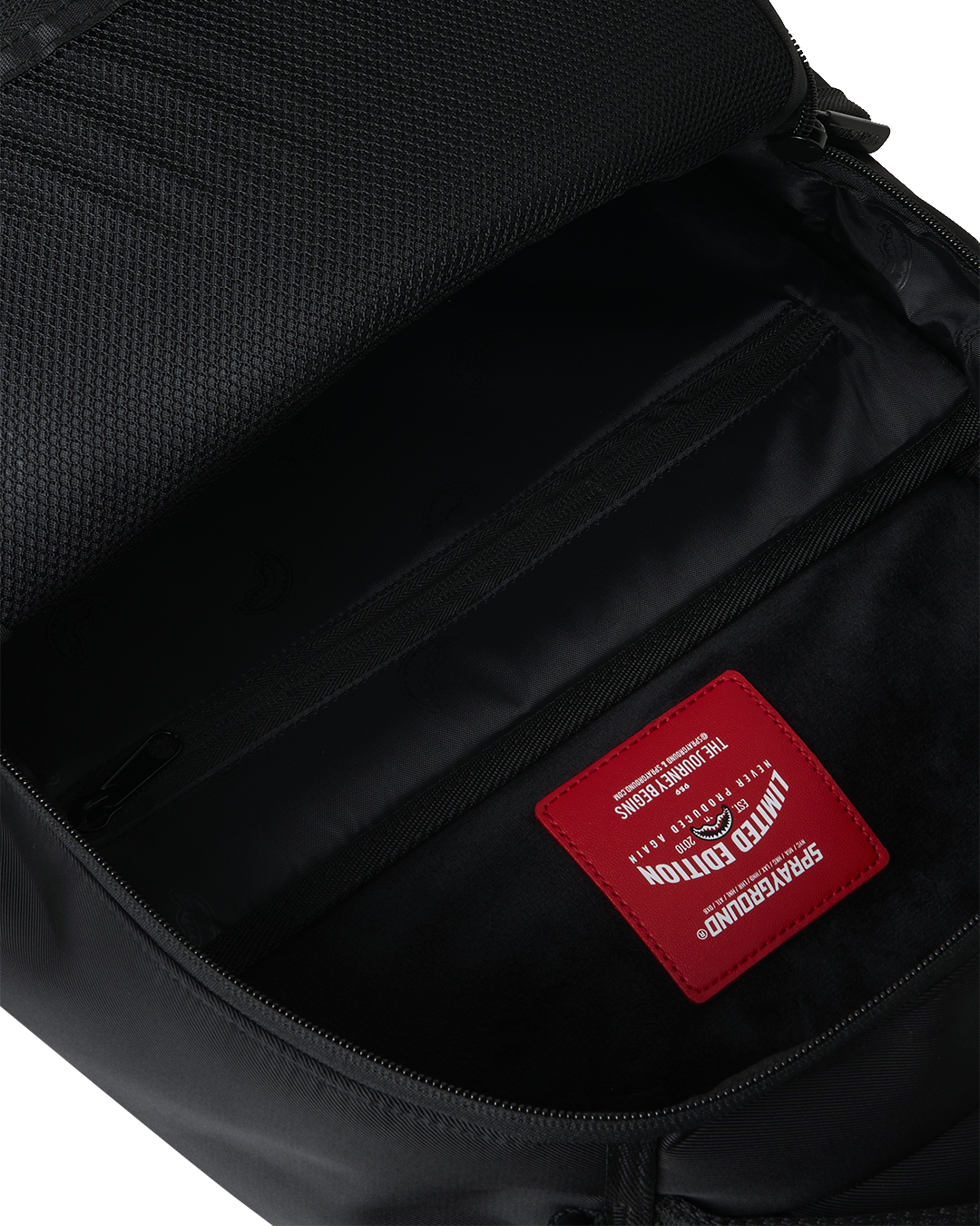 SHARK CENTRAL: GHOST MODE BACKPACK