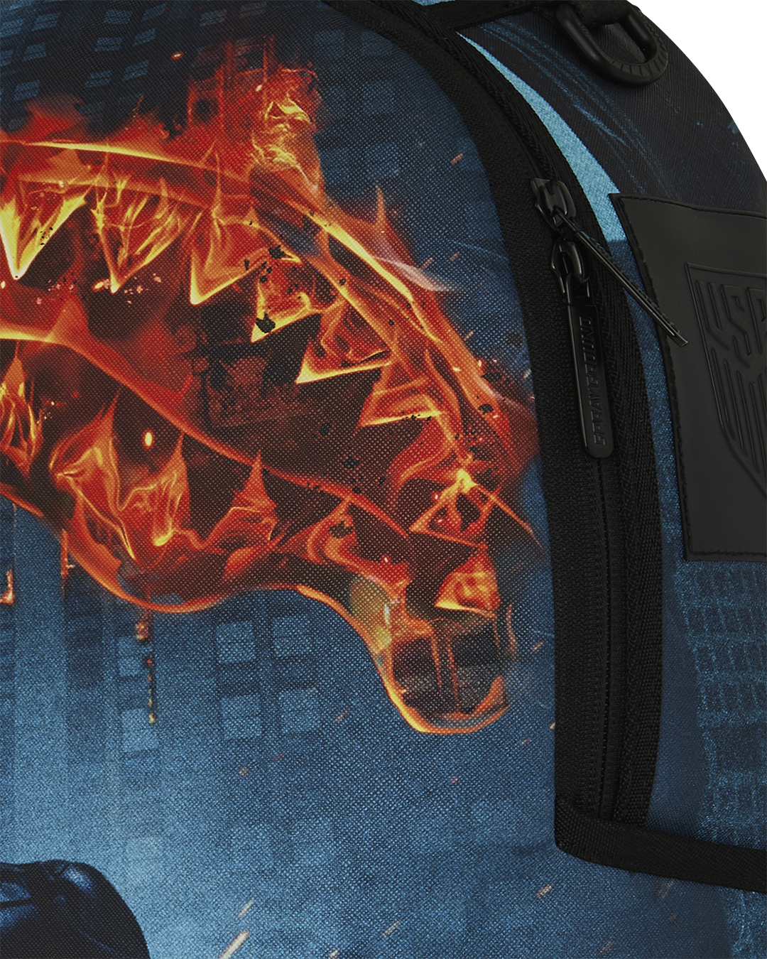 BATMAN BEGINS GOTHAN SHARK INFERNO BACKPACK